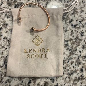 Kendra Scott bracelet